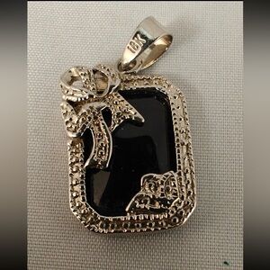 18k White Gold Black Stone Onyx Ribbon Bow Floral Pendant Charm 18K 18kt 18KT